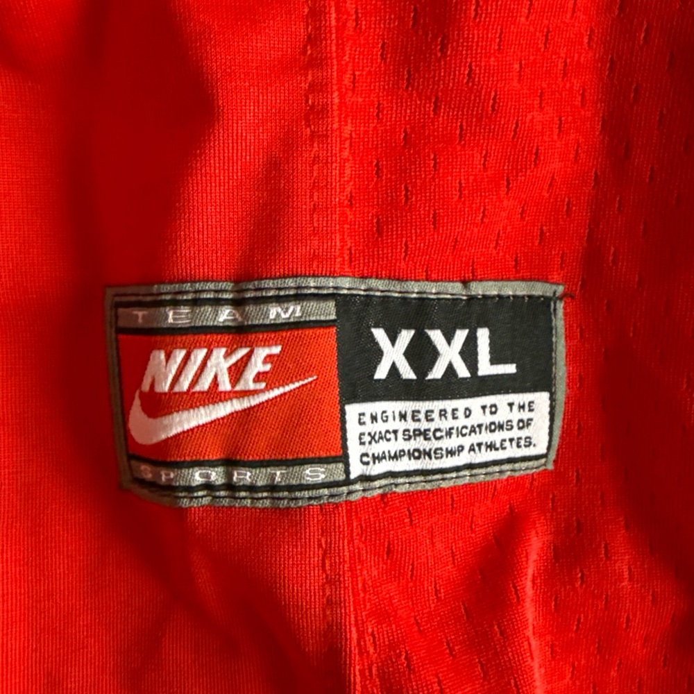 Nike Red and Black Men's Jersey - Picture 3 of 7